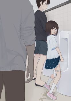  1girl 2boys arm_at_side bathroom black_hair black_shirt black_shorts blue_skirt bob_cut clothes_lift flip-flops grey_shirt hair_ornament hairclip highres indoors kanekan lifting_own_clothes loli multiple_boys open_mouth original panties panty_pull pee pee_puddle peeing peeing_together pink_shoes polka_dot polka_dot_panties polka_dot_skirt profile sandals shirt shoes short_hair short_sleeves shorts sideways_mouth skirt skirt_lift small_sweatdrop sneakers socks standing t-shirt three-quarter_sleeves tile_wall tiles underwear urinal urinal_use very_short_hair white_panties white_shirt white_socks 
