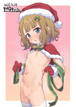  1girl adversarial_noise artist_name bar_censor bell blue_eyes blush border bow bowtie breasts brown_background brown_hair capelet censored christmas cleft_of_venus dated fur-trimmed_capelet fur-trimmed_gloves fur-trimmed_headwear fur_trim gloves gradient_background green_bow green_bowtie green_ribbon hair_bell hair_bow hair_ornament hat highres hip_bones holding holding_ribbon idolmaster idolmaster_million_live! kanabun leaf_hair_ornament loli looking_at_viewer medium_hair naked_ribbon navel nipples outside_border parted_lips pink_background pom_pom_hat_ornament pussy red_capelet red_gloves red_hat ribbon santa_costume santa_hat small_breasts solo striped_bow striped_bowtie striped_clothes suou_momoko thighhighs white_border white_thighhighs 