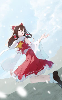  1girl akeguchi ascot black_shoes blue_sky bow brown_eyes brown_hair cold commentary_request day floating frilled_bow frilled_hair_tubes frilled_skirt frills hair_bow hair_tubes hakurei_reimu highres long_hair mary_janes open_mouth outdoors red_bow red_skirt scarf shoes skirt skirt_set sky snowing socks solo touhou white_scarf white_socks yellow_ascot 