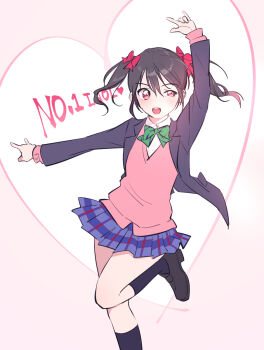  black_hair black_shoes bow commentary_request english_text green_bow hair_bow half-closed_eye heart highres leg_up love_live! nico_nico_nii open_mouth otonokizaka_school_uniform pink_background red_eyes school_uniform shoes short_twintails smile solo solo_focus twintails yazawa3921 yazawa_nico 