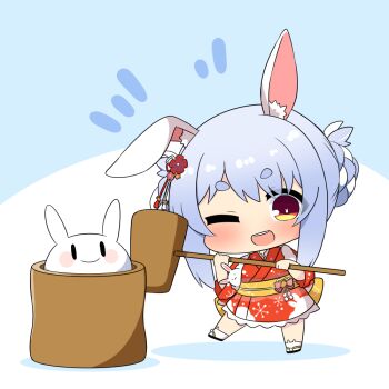  1girl ;d animal_ear_legwear animal_ears back_bow black_sandals blue_background blue_hair blush bow braid braided_bun chibi chibi_only creature don-chan_(usada_pekora) double_bun full_body hair_bun hair_ornament hikimayu holding holding_mallet hololive japanese_clothes kanzashi kimono kimono_skirt kine looking_at_viewer mallet multicolored_hair obi official_alternate_costume official_alternate_hairstyle one_eye_closed open_mouth orange_eyes pekomon_(usada_pekora) rabbit-shaped_pupils rabbit_ear_legwear rabbit_ears red_kimono sandals sash short_eyebrows short_hair short_kimono sidelocks sleeves_rolled_up smile socks solo symbol-shaped_pupils tassel tassel_hair_ornament tasuki thick_eyebrows two-tone_hair twumi usada_pekora usada_pekora_(new_year) usagi_kine virtual_youtuber white_hair white_socks 