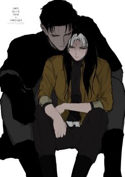  1boy 1girl batman batman_(series) black_bodysuit black_gloves black_hair blue_eyes bodysuit breasts bruce_wayne closed_mouth commentary_request dc_comics father_and_daughter genderswap genderswap_(mtf) ghksxodh gloves highres jacket jason_todd korean_commentary korean_text long_hair long_sleeves looking_down multicolored_bodysuit multicolored_hair muscular muscular_male red_hood_(dc) red_hood_and_the_outlaws short_hair simple_background streaked_hair superhero_costume taut_bodysuit translation_request two-tone_bodysuit white_hair 