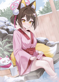  1girl absurdres alternate_costume animal_ear_fluff animal_ears ashiyu blue_archive blush breasts brown_hair cleavage closed_mouth commentary_request extra_ears fox_ears fox_girl fox_tail hair_between_eyes hair_ornament halo highres izuna_(blue_archive) japanese_clothes kimono looking_at_viewer medium_breasts obi onsen pink_halo pom_pom_(clothes) pom_pom_hair_ornament prock sash short_hair short_kimono short_yukata sitting smile soaking_feet solo striped_clothes striped_kimono tail yellow_eyes yukata 