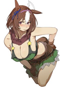  1girl absurdres ahoge animal_ears bandana bandeau bare_shoulders bent_over blush bow breasts brown_gloves brown_hair cleavage closed_mouth collarbone commentary cosplay ear_ribbon english_commentary gloves green_bandeau green_skirt hair_between_eyes hairband highres horse_ears horse_girl horse_tail large_breasts looking_at_viewer meisho_doto_(umamusume) midriff multicolored_hair pink_hairband purple_eyes red_bandana short_hair simple_background skirt solo star_(symbol) taiki_shuttle_(umamusume) taiki_shuttle_(umamusume)_(cosplay) taiki_shuttle_(wild_frontier)_(umamusume) tail tomatolover16 two-tone_hair umamusume white_background white_hair 