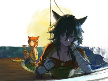  2girls absurdres animal_ears bandaged_arm bandaged_hand bandages black_hair blue_eyes bowl braid cat_ears cat_girl chinese_commentary commentary_request detached_sleeves eating elbow_on_table final_fantasy final_fantasy_xiv food food_on_face green_eyes hair_between_eyes head_rest highres holding holding_bowl holding_spoon looking_at_another midriff miqo'te multicolored_hair multiple_girls omelet omurice orange_hair rice rice_on_face signature sitting slit_pupils spoon streaked_hair table tank_top twin_braids warrior_of_light_(ff14) white_hair wooden_bowl wooden_table yellow_tank_top yuzaiii 
