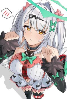  1girl absurdres ahoge alternate_costume bare_shoulders black_choker black_sleeves black_thighhighs blush bow breasts checkered_necktie choker closed_mouth clothing_cutout commentary_request cosplay cowboy_shot detached_sleeves dress from_above fur-trimmed_sleeves fur_trim green_bow green_halo hair_between_eyes hair_bow hair_ornament hairpin halo highres large_breasts looking_at_viewer multiple_hair_bows nangong_yu nangong_yu_(cosplay) navel navel_cutout necktie ouichi paw_pose pink_bow red_necktie simple_background single_hair_intake solo spoken_blush thighhighs white_background white_dress white_hair yellow_eyes yixuan_(zenless_zone_zero) zenless_zone_zero 
