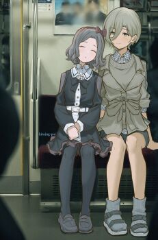 2girls belt black_bow black_bowtie black_dress black_pantyhose black_shorts bow bowtie brown_eyes brown_hair brown_jacket brown_sweater closed_mouth commentary dress ebizuka_tomo girls_band_cry grey_shoes hair_between_eyes hair_bow hairband highres jacket kiraing_poi loafers long_hair_between_eyes long_sleeves multiple_girls pantyhose photo_background red_bow red_hairband rupa_(girls_band_cry) shoes short_hair shorts sleeping sleeping_on_person sweater train_interior white_belt 