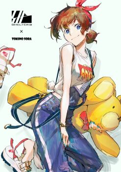  1girl alternate_costume ankimo_(tokino_sora) aqua_nails blue_eyes blue_overalls bow_hairband bracelet brown_hair character_name commentary foot_out_of_frame hair_bun hairband highres holding holding_stuffed_toy hololive jewelry looking_at_viewer medium_hair midriff_peek nail_polish overalls platform_sandals print_shirt red_hairband sandals shirt shoe_dangle shoe_loss short_sleeves simple_background single_hair_bun smile solo striped_clothes striped_overalls stuffed_animal stuffed_toy suspenders suspenders_slip t-shirt teddy_bear toenail_polish toenails tokino_sora total virtual_youtuber 