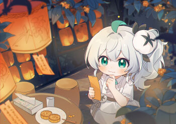  1girl ahoge chibi chinese_commentary closed_mouth commentary_request cup dress flower food green_eyes green_hair hair_ornament highres holding lantern leaf long_hair looking_at_viewer mid-autumn_festival mooncake night osmanthus paper paper_lantern quanmian_shidai short_sleeves side_ponytail smile solo toilet_paper wen_xiaomian wenxiaomian_family white_dress white_hair 
