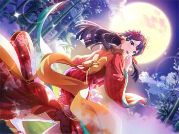 1girl back_bow bamboo bamboo_forest bow cosplay crying crying_with_eyes_open dutch_angle floral_print forest from_behind full_moon furrowed_brow game_cg hand_up headpiece japanese_clothes kaguya_hime kaguya_hime_(cosplay) kimono long_hair long_sleeves looking_at_viewer looking_back moon nature night obi official_art orange_bow purple_eyes purple_hair red_kimono sandals sash shoujo_kageki_revue_starlight shoujo_kageki_revue_starlight_-re_live- socks solo standing steam taketori_monogatari tears tomoe_tamao white_socks wide_sleeves 