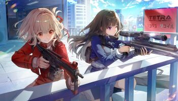  2girls absurdres aiming backpack bag black_hair blonde_hair blue_sky building city closed_mouth cloud commentary datsha day glint goddess_of_victory:_nikke gun hair_ribbon highres holding holding_gun holding_weapon inoue_takina light_particles long_hair looking_through_scope lycoris_recoil lycoris_uniform multiple_girls nishikigi_chisato one_eye_closed outdoors purple_eyes railing red_eyes ribbon rifle scope short_hair sky smile sniper_rifle submachine_gun weapon 