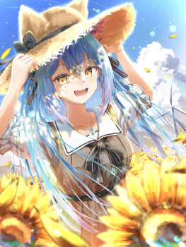  1girl absurdres belt black_belt blue_hair blue_sky blue_streaks brown_hat cloud commentary_request field flower flower_field grey_shirt hat highres hololive long_hair looking_at_viewer multicolored_hair official_alternate_costume outdoors pink_streaks shirt sky smile solo straw_hat streaked_hair sunflower sunflower_field twintails u_da_desu very_long_hair virtual_youtuber yellow_eyes yukihana_lamy yukihana_lamy_(casual) 