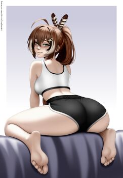  1girl ahoge ass black_hair black_shorts blackcapbandit blush breasts brown_hair commentary feet gradient_background grey_background hair_ornament highres hololive hololive_english large_breasts looking_at_viewer medium_hair multicolored_hair nanashi_mumei original ponytail shorts sitting solo sports_bra thick_thighs thighs virtual_youtuber white_background white_hair white_sports_bra 