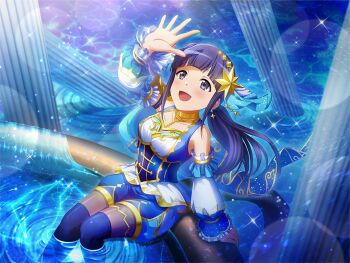  1girl aquarius_(zodiac) arm_up blue_boots blue_corset blue_eyes blue_hair blue_shorts blunt_bangs boots corset detached_sleeves earrings frilled_sleeves frills game_cg gold_choker headpiece jewelry looking_up necklace official_art open_mouth ponytail shorts shoujo_kageki_revue_starlight shoujo_kageki_revue_starlight_-re_live- sidelocks soaking_feet solo thigh_boots tsuyuzaki_mahiru upper_body water zodiac 