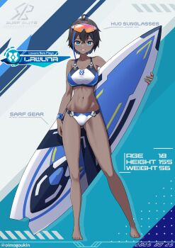  1girl absurdres ahoge arm_at_side bare_shoulders barefoot bikini black_hair blue_bikini blue_eyes blue_hair blue_streaks breasts character_age character_name chougoukin_potato cleavage collarbone commentary_request dark-skinned_female dark_skin dated full_body gluteal_fold goggles goggles_on_head height highres holding holding_surfboard large_breasts legs_apart looking_at_viewer making-of_available multicolored_hair navel original pointing_out_the_details short_hair smile solo standing stomach streaked_hair surfboard swimsuit teeth twitter_username two-tone_hair wristband 