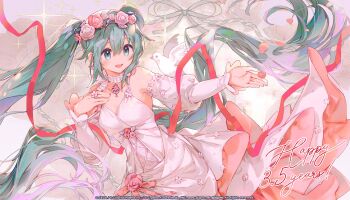  1girl :d absurdly_long_hair animal_on_arm anniversary aqua_eyes aqua_hair bird bird_on_arm blue_eyes blue_hair breasts choker commentary company_name copyright_notice detached_sleeves double-parted_bangs dove dress dress_flower english_commentary falling_petals floating_hair flower flower_ring flower_wreath gown guest_art hair_between_eyes hand_on_own_chest happy_anniversary hatsune_miku head_wreath highres jewelry juliet_sleeves long_dress long_hair long_sleeves looking_ahead medium_breasts middle_ring namie-kun offering_hand official_art open_mouth pendant_choker petals pink_flower pink_petals pink_rose project_sekai puffy_sleeves ring rose second-party_source sleeveless sleeveless_dress smile solo spaghetti_strap sparkle twintails very_long_hair vocaloid white_bird white_choker white_dress white_flower white_sleeves 