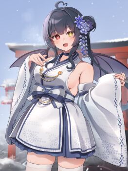  1girl absurdres black_choker black_hair blue_skirt blush breasts choker commentary_request commission demon_girl demon_wings detached_sleeves flower hair_bun hair_flower hair_ornament hakama hakama_short_skirt hakama_skirt hanazawa_ma heterochromia highres japanese_clothes large_breasts long_hair looking_at_viewer miko nontraditional_miko open_mouth original outdoors red_eyes ribbon-trimmed_sleeves ribbon_trim shirt sideboob single_side_bun skeb_commission skirt sky smile snowing solo symbol-shaped_pupils thighhighs torii white_shirt white_thighhighs wide_sleeves wings yellow_eyes 