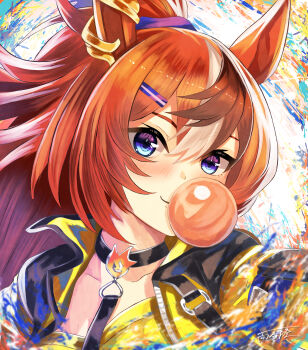  1girl absurdres animal_ears arm_belt bandeau black_choker blowing_bubble_gum blue_eyes blush bubble_gum_fellow_(popping!)_(umamusume) bubble_gum_fellow_(umamusume) chewing_gum choker closed_mouth collarbone commentary_request highres horse_ears horse_girl jacket long_hair looking_at_viewer multicolored_hair smile solo umamusume upper_body white_hair ya-ya yellow_bandeau yellow_jacket 
