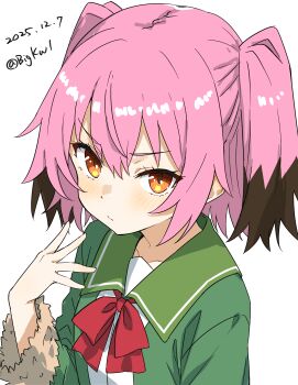  1girl absurdres bigkwl blush bow bowtie brown_hair closed_mouth collarbone commentary dated dated_commentary fur-trimmed_sleeves fur_trim green_sailor_collar green_shirt hair_between_eyes hand_up highres kantai_collection kunashiri_(kancolle) long_sleeves multicolored_hair one-hour_drawing_challenge orange_eyes pink_hair red_bow red_bowtie sailor_collar shirt short_hair sidelocks simple_background solo twintails twitter_username two-tone_hair upper_body v-shaped_eyebrows white_background 