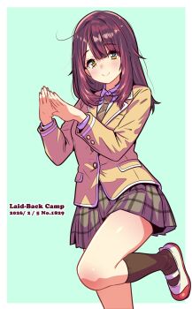  1girl black_socks blazer brown_hair brown_necktie brown_skirt closed_mouth commentary_request copyright_name cowboy_shot dated green_background highres jacket jagi_(jagi_souken) long_eyelashes long_hair looking_at_viewer loose_hair_strand miniskirt necktie orange_jacket own_hands_together school_uniform shoes simple_background skirt socks standing standing_on_one_leg thighs toki_ayano uwabaki yurucamp 