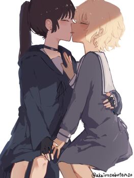  2girls akairosaboten20 black_choker black_dress black_gloves blonde_hair brown_hair choker closed_eyes dark-skinned_female dark_skin dress earrings fingerless_gloves gloves hand_on_another's_chest hand_on_another's_waist highres holding_hands jewelry kimi_ga_shinu_made_koi_wo_shitai kiss lizzy_seiran long_hair maud_ali multiple_girls parted_lips ponytail short_hair simple_background sitting stud_earrings twitter_username white_background 