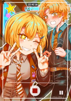  1boy 1girl @_@ absurdres belt black_pants black_vest blonde_hair blush collared_shirt couple don_quixote_(project_moon) double_v green_shirt hetero highres innodinotte limbus_company necktie official_alternate_costume one_eye_closed open_mouth pants project_moon recording shirt sinclair_(project_moon) smile sparkling_eyes sweat v vest 