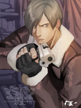  1boy 5tatsu aiming aiming_at_viewer artist_name black_gloves blonde_hair brown_coat closed_mouth coat commentary_request fingerless_gloves fur-trimmed_coat fur_trim furrowed_brow gloves gun hair_between_eyes handgun highres holding holding_gun holding_weapon leon_s._kennedy male_focus parted_bangs resident_evil resident_evil_4 short_hair solo upper_body weapon 