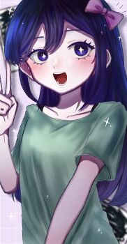 +_+ 1girl aubrey_(headspace)_(omori) aubrey_(omori) bad_id bad_twitter_id blue_shirt bow collarbone colored_skin double-parted_bangs hair_between_eyes highres long_hair looking_at_viewer omori open_mouth pink_bow purple_eyes purple_hair shirt short_sleeves sidelocks solo t-shirt teeth tongue upper_body v white_skin yumeututu1111