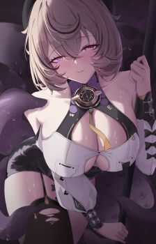 1girl absurdres bare_shoulders beihuan black_hair black_shorts black_thighhighs breasts brown_hair chinese_commentary cleavage commentary highres large_breasts mole mole_under_mouth monster_girl multicolored_hair purple_eyes scylla shirt short_hair shorts solo streaked_hair tentacle_girl tentacle_tail thighhighs thighs torn_clothes torn_thighhighs two-tone_hair white_shirt yidhari_murphy zenless_zone_zero