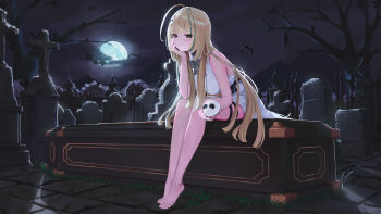 1girl absurdres barefoot blonde_hair blush coffin feet fieryonion full_moon graveyard green_eyes highres long_hair looking_at_viewer moon multicolored_hair night sitting smile streaked_hair toes
