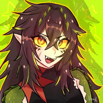 1girl black_shirt brown_hair colored_sclera commentary crocodile_girl english_commentary fangs green_scales green_streaks highres indie_virtual_youtuber kairyu_crocodile long_hair looking_at_viewer multicolored_hair pointy_ears potetosauce red_eyes shirt sidelocks sleeveless sleeveless_shirt smile solo streaked_hair virtual_youtuber yellow_sclera zoom_layer