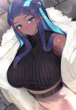 1girl bare_shoulders belt black_hair black_sweater blue_eyes blue_hair blush breasts coat commentary_request dark-skinned_female dark_skin earrings eyeliner haska_(user_gure4787) highres jewelry large_breasts long_hair looking_at_viewer makeup multicolored_hair nessa_(pokemon) nintendo off_shoulder pokemon pokemon_swsh ribbed_sweater sidelocks skirt sleeveless sleeveless_sweater smile solo sweater turtleneck turtleneck_sweater two-tone_hair white_coat white_skirt