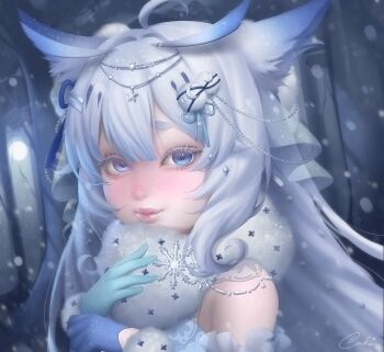 1girl ahoge animal_ears artist_name bare_shoulders blue_eyes blush cake_chan freckles gloves hair_ornament hairclip highres indie_virtual_youtuber looking_at_viewer mikazuki_silvi smile snowflakes solo virtual_youtuber white_hair