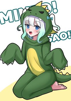 1girl absurdres alternate_costume aqua_hair barefoot blue_eyes commentary densetsu.exe dinosaur_costume english_commentary fang gradient_hair green_hoodie highres hood hoodie looking_at_viewer medium_hair mint_fantome multicolored_hair open_mouth sleeves_past_fingers sleeves_past_wrists solo two_side_up virtual_youtuber white_background white_hair xanadu_avici