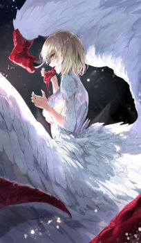 1girl absurdres blonde_hair blood body_fur breasts centauroid chimera commentary_request dragon_tail dungeon_meshi falin_touden falin_touden_(chimera) feathered_wings feathers from_behind hair_between_eyes hanasawa_(hanasawa062) highres large_breasts looking_at_viewer monster_girl open_mouth profile raw_meat short_hair sidelocks slit_pupils solo tail taur white_feathers white_fur wings yellow_eyes