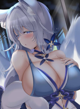 1girl animal_ear_fluff animal_ears azur_lane bare_shoulders blue_collar blue_dress blue_eyes breasts cleavage collar collarbone commentary_request dress evening_gown feather_boa fox_ears fox_girl grey_hair hair_ornament halter_dress halterneck hand_on_own_chest highres kitsune large_breasts large_tail long_hair looking_at_viewer multiple_tails official_alternate_costume shinano_(azur_lane) shinano_(dreams_of_the_hazy_moon)_(azur_lane) sleeveless sleeveless_dress solo tail tonchinkan upper_body white_tail