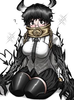 1girl ? artist_name black_claws black_eyes black_hair black_hands black_horns black_necktie black_skirt black_thighhighs breasts bright_pupils broken broken_chain chain collar collared_shirt colored_extremities commentary demon_tail e.g.o_(project_moon) glasses gold_chain gold_collar heart heart_tail highres horns large_breasts limbus_company looking_at_viewer messy_hair metal_collar mitama_nyan necktie pleated_skirt procuration_(e.g.o) project_moon round_eyewear shirt short_hair simple_background sitting skirt solo sora_(project_moon) sparkle symbol-only_commentary tail thick_thighs thighhighs thighs tie_clip twitter_username wariza white_background white_pupils white_shirt