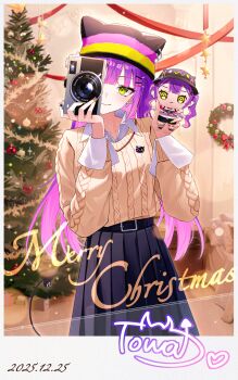 1girl absurdres alternate_costume belt bibi_(tokoyami_towa) black_hat black_skirt blunt_bangs brown_sweater cable_knit camera character_doll character_signature christmas christmas_tree closed_mouth collared_shirt colored_inner_hair commentary covering_one_eye dated demon_girl demon_tail doll ear_piercing english_text green_eyes hair_ornament hairclip hakama hashtag-only_commentary hat highres holding holding_camera holding_doll hololive horned_hat indoors japanese_clothes long_hair long_sleeves looking_at_viewer merry_christmas multicolored_hair multicolored_hat piercing pink_hair pleated_skirt purple_hair purple_hat shirt sidelocks skirt smile solo star-ring sweater symbol-only_commentary tail tail_ornament tail_piercing tokoyami_towa virtual_youtuber yellow_hat