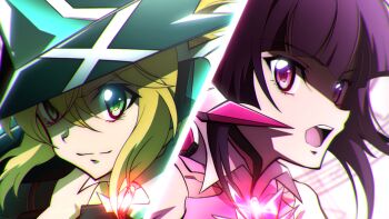 2girls akatsuki_kirika black_hair blonde_hair close-up green_eyes hair_between_eyes headgear medium_hair multiple_girls open_mouth pink_eyes rice_kobayashi senki_zesshou_symphogear smile split_screen symphogear_pendant teeth tsukuyomi_shirabe upper_teeth_only v-shaped_eyebrows