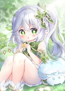 +_+ 1girl :o absurdres blush character_request chiika_(cure_cherish) commentary commentary_request detached_sleeves dress fungi_(genshin_impact) genshin_impact green_dress green_eyes green_hair hair_ornament highres holding knees_up leaf leaf_hair_ornament long_hair looking_at_viewer multicolored_hair nahida_(genshin_impact) parted_lips partial_commentary pointy_ears side_ponytail sidelocks sitting sleeveless sleeveless_dress slime_(genshin_impact) solo two-tone_hair white_footwear white_hair