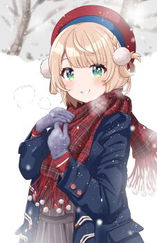 1girl absurdres beret blonde_hair blue_coat blue_gloves blush coat commentary_request gloves green_eyes grey_jacket grey_skirt grin hair_ornament hair_rings hands_on_own_chest hat highres indie_virtual_youtuber jacket lingmu looking_at_viewer medium_hair open_clothes open_coat outdoors plaid_clothes plaid_scarf pom_pom_(clothes) pom_pom_hair_ornament puff_of_air red_hat red_scarf scarf shigure_ui_(1st_costume)_(vtuber) shigure_ui_(vtuber) skirt smile snow snowing solo striped_clothes striped_jacket striped_skirt upper_body vertical-striped_clothes vertical-striped_jacket vertical-striped_skirt virtual_youtuber winter winter_clothes