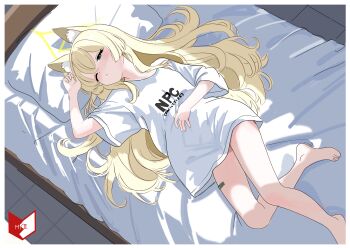 1girl absurdres animal_ear_fluff animal_ears barefoot blonde_hair blue_archive blush closed_mouth commentary english_commentary fox_ears fox_girl green_eyes green_halo halo highres kurumi_(blue_archive) long_hair melissa_v2 on_bed one_eye_closed shirt short_sleeves sidelocks solo t-shirt white_shirt