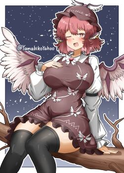 1girl ;d absurdres animal_ear_piercing animal_ears bird_ears bird_girl bird_wings black_thighhighs blush branch breasts bright_pupils brown_dress brown_hat clothes_writing commentary curvy dress hand_on_own_chest hat highres large_breasts long_sleeves looking_at_viewer mob_cap mystia_lorelei night one_eye_closed open_mouth outline pink_eyes pink_hair short_hair sitting sky smile solo star_(sky) starry_sky symbol-only_commentary thighhighs touhou twitter_username white_outline white_pupils wings yamabikoyahoo