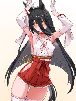 1girl ahoge animal_ears armpits black_hair blush bow breasts choker closed_mouth commentary_request detached_sleeves ear_tag earrings gloves hair_between_eyes hakama hakama_skirt highres horse_ears horse_girl horse_tail japanese_clothes jewelry kimono lengkuass long_bangs long_hair long_hair_between_eyes looking_at_viewer manhattan_cafe_(umamusume) multicolored_hair nontraditional_miko red_bow red_choker red_hakama red_sash rope sash single_earring skirt sleeveless sleeveless_kimono small_breasts smile solo tail thighhighs umamusume very_long_hair white_gloves white_hair white_kimono white_thighhighs yellow_eyes