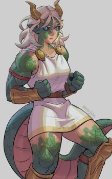 1girl absurdres artist_name bare_shoulders belt black_sclera blonde_hair blue_eyes bracer breasts brown_belt clenched_hands closed_mouth collarbone colored_sclera colored_skin commentary dragon_girl dragon_horns dragon_tail dress english_commentary feet_out_of_frame green_scales green_skin grey_background hair_between_eyes highres horns iris_(m4rjinn) leg_armor lips long_hair looking_to_the_side m4rjinn muscular muscular_female nose original pointy_ears simple_background slit_pupils small_breasts solo tail white_dress yellow_horns