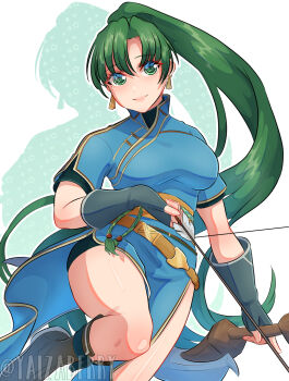 1girl arrow_(projectile) black_shorts blue_dress blush boots bow_(weapon) breasts brown_boots closed_mouth dress earrings fingerless_gloves fire_emblem fire_emblem:_the_blazing_blade gloves green_eyes green_hair high_ponytail highres holding holding_arrow holding_bow_(weapon) holding_weapon jewelry long_hair looking_at_viewer lyn_(fire_emblem) medium_breasts nintendo pelvic_curtain ponytail shorts shorts_under_dress side_slit smile solo thighs very_long_hair weapon yaizaberry