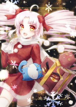 1girl :d ahoge alternate_costume box brown_corset christmas corset cowboy_shot dress drill_hair fang fur-trimmed_dress fur_trim gift gift_box hair_ornament hair_ribbon highres holding holding_sack long_hair onikko_hunter_tsuina-chan open_mouth orange_eyes parted_bangs pink_hair pointy_ears red_dress red_ribbon ribbon sack santa_costume scarf short_dress skin_fang smile snowflakes stuffed_animal stuffed_toy thighhighs tsuina-chan twin_drills twitter_username very_long_hair voiceroid white_scarf white_thighhighs yomiwata2 zettai_ryouiki