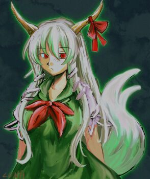 1girl alternate_form artist_name black_background bow breasts closed_mouth collarbone cowboy_shot dress ex-keine green_dress green_hair hair_between_eyes highres horn_bow horn_ornament horns kamishirasawa_keine large_breasts long_hair looking_at_viewer multicolored_hair neckerchief official_alternate_color puffy_short_sleeves puffy_sleeves red_bow red_eyes red_neckerchief sailor_collar shirt short_sleeves sidelocks simple_background solo standing tail touhou two-tone_hair white_hair white_shirt yuuki_(yuk)