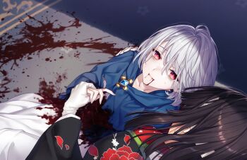 2girls albino black_hair bleeding blood blood_from_mouth blood_splatter capelet futara_touko game_cg gloves highres holding_hands injury japanese_clothes kaguyuzu kimono looking_at_another multiple_girls nie_no_hakoniwa non-web_source red_eyes shiki_kyoko short_hair siblings sisters smile white_hair