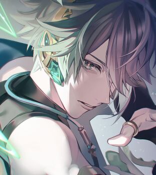 1boy alhaitham_(genshin_impact) bare_shoulders black_gloves black_shirt cape commentary_request eyelashes fingerless_gloves gem genshin_impact gloves glowing green_cape green_eyes green_hair grey_hair hair_over_one_eye headphones highres jewelry looking_at_viewer male_focus manomenou multicolored_hair one_eye_covered open_mouth parted_lips partially_fingerless_gloves ring shirt short_hair sleeveless sleeveless_shirt solo teeth upper_body